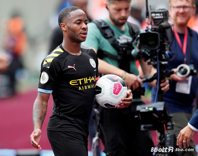 电讯报：图赫尔已联系斯特林，曼城对球员的估值是5000