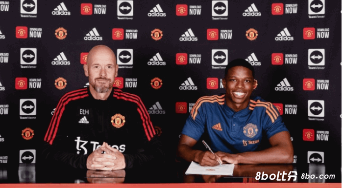 首签来了！官方：曼联签下荷兰后卫马拉西亚