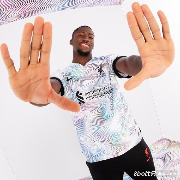 利物浦公布新赛季客场球衣：灵感来自这座城市的音乐元素