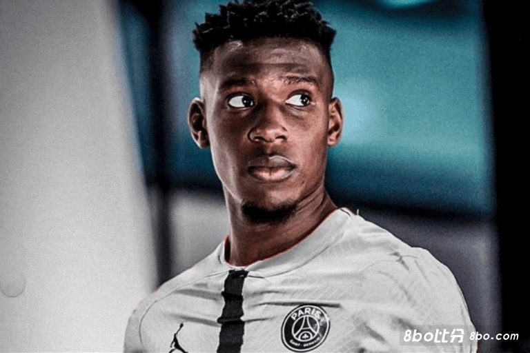 Here we go！罗马诺报巴黎正式签下莱比锡后卫穆杰莱