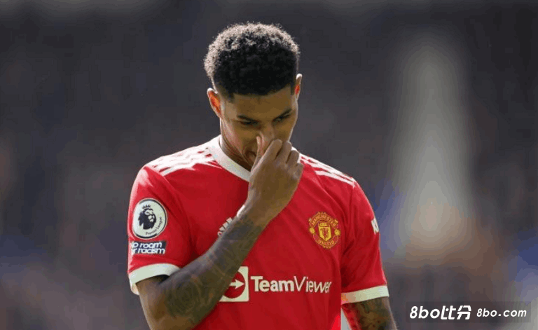 拉什福德在市中心开车超速，被罚款574英镑+扣6分