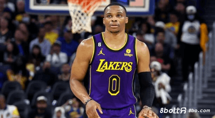 威少告诉爵士愿意留下为球队效力