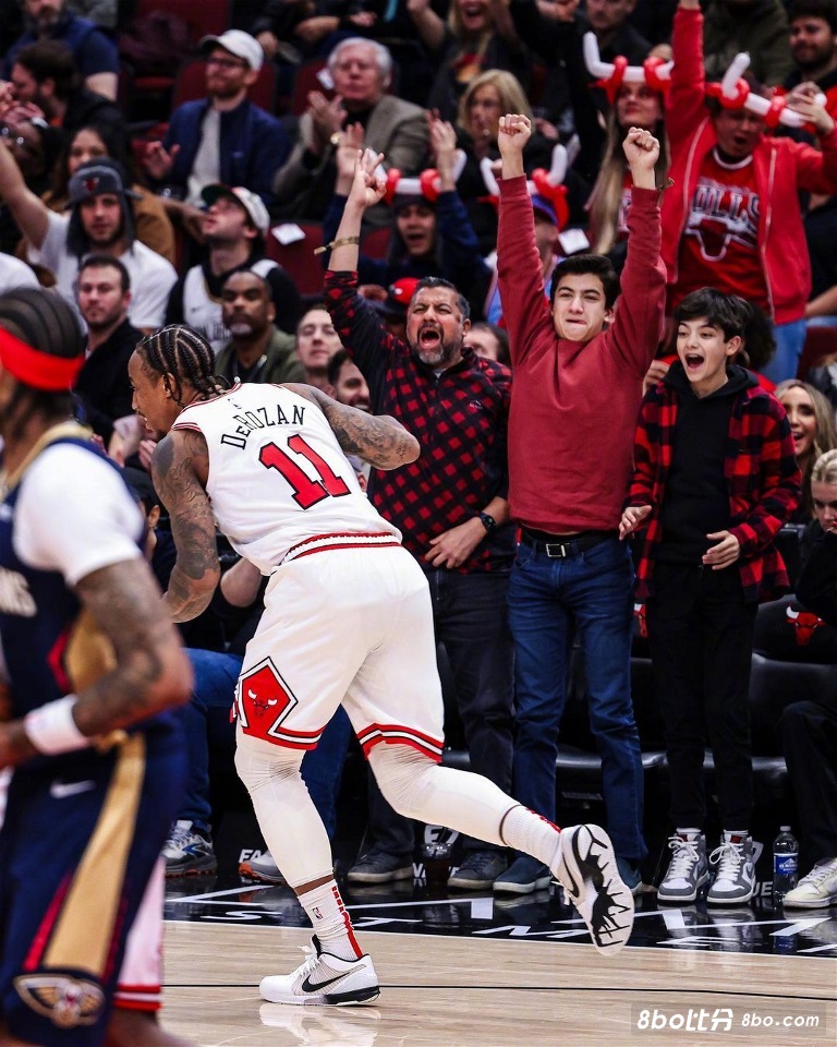 德罗赞单场至少砍下40分10助攻 自92年乔丹以来公牛队史首人