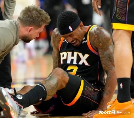 太阳官方：比尔因右脚踝扭伤将缺席至少两周 将在1月初重新评估