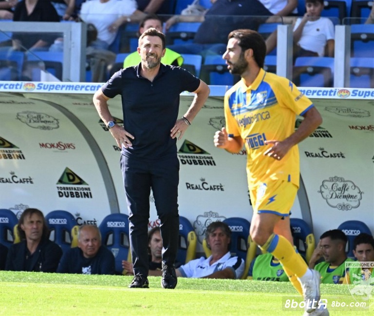 弗洛西诺内主帅谈胜那不勒斯:我们坚持了战术思想 真心为球队高兴