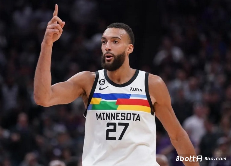 戈贝尔谈失利：取得成功时 过多的赞美会让球队松懈