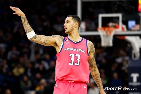 美记：奇才预计开启库兹马交易对话 步行者休赛期开始就对其有意