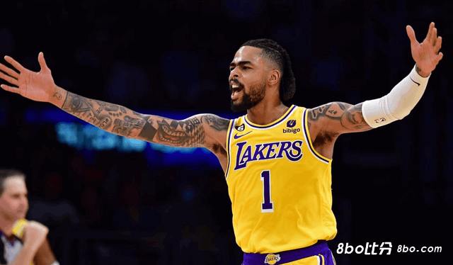 前NBA名宿:湖人该用拉塞尔&八村去换点射手