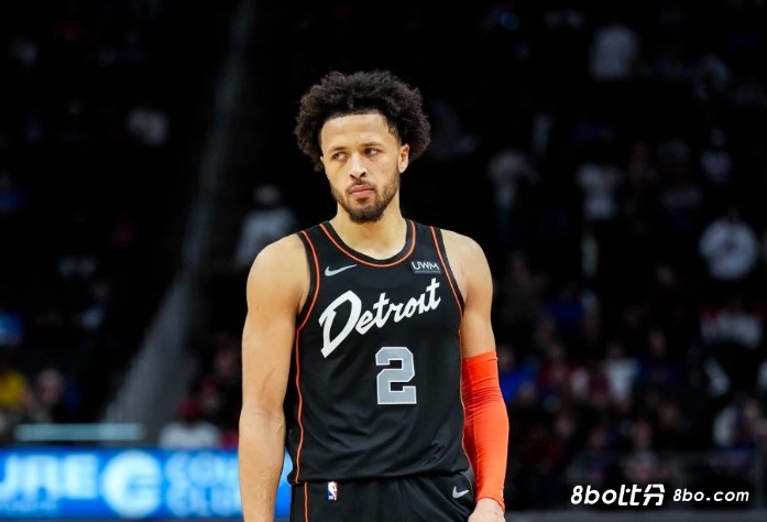 Shams:活塞评估康宁汉姆膝盖伤情不重 将缺席数场比赛