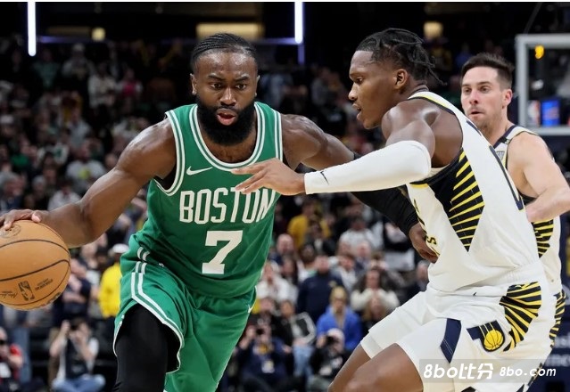 步行者绿军裁判报告：漏判+错判造成绝杀 杰伦被打头没犯规