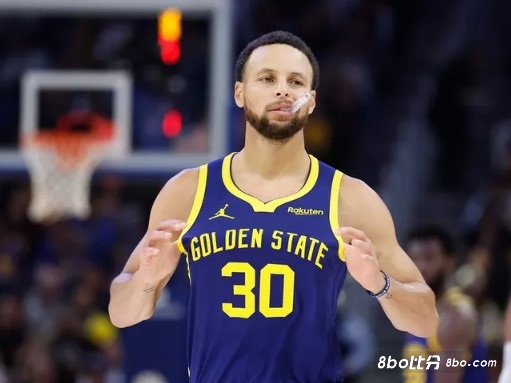 库里：在主场打成这样没人会同情我们 只能靠自己来摆脱困境