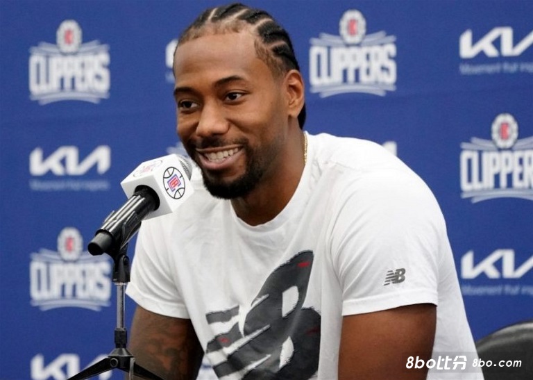 卢谈小卡续约：签回一名排名前十的球员 对球队来说是重要的一天