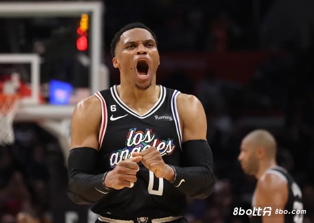 威少谈快船追分：追得有点晚 但我们并没有为自己的表现感到生气