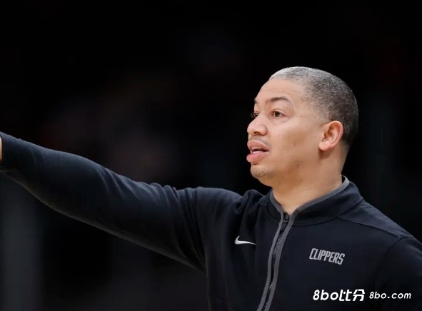 卢：哈登用助攻让全队每个人都快乐 卡椒受益颇多