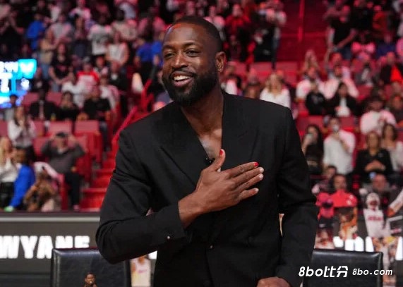 韦德：我的传承不是那些得分和3个总冠军 而是球迷们的支持