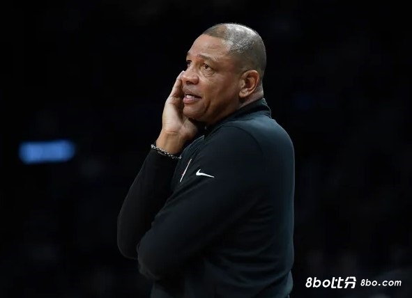 能把握住吗？如果老里把握不住这次机会 那这是他最后一次在联盟执教了