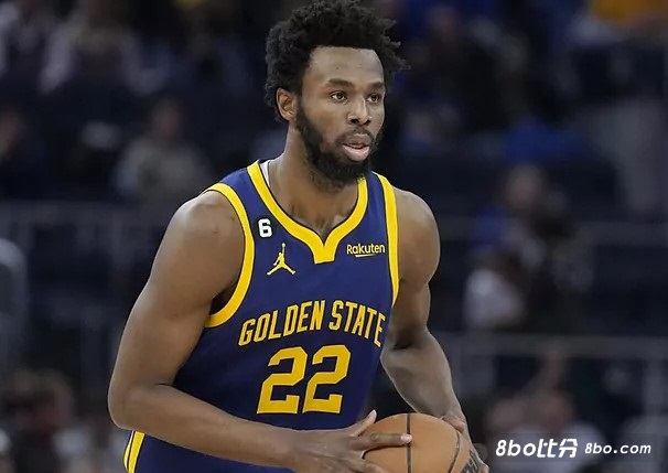 同類色服裝時尚插畫(同類色配合的服裝顯得柔和文雅)