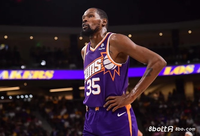 并肩作战！杜兰特：布克入选全明星是我意料之内的事 很期待前往印第安纳