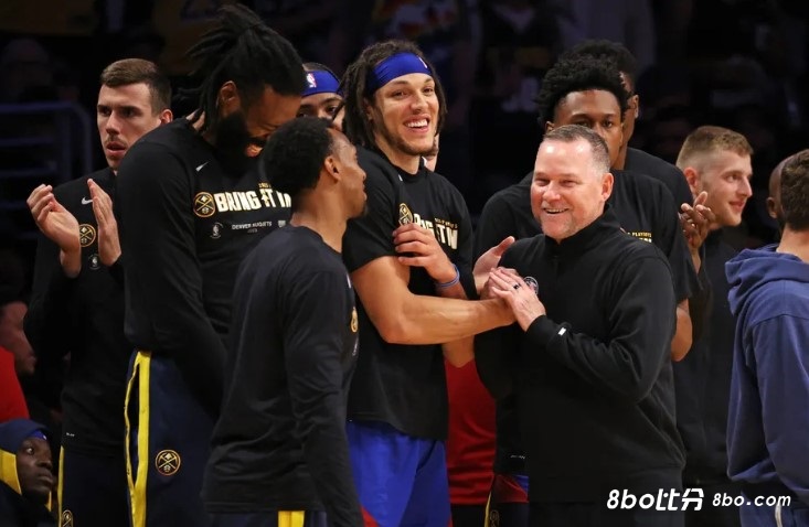 掘金本赛季4次惨败20+ 上赛季是6次 而伤兵满营的21