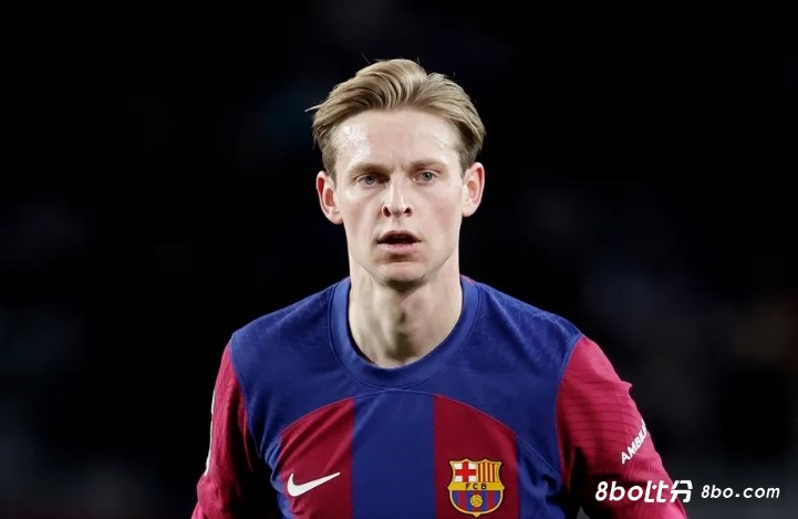 钟情于巴萨？于巴德容：媒体上出现了一些不真实的报道，我想在巴萨继续踢很多年