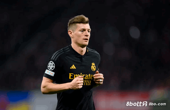 安心养伤？克罗斯复出有很大风险，一旦没踢好就是最大失败者