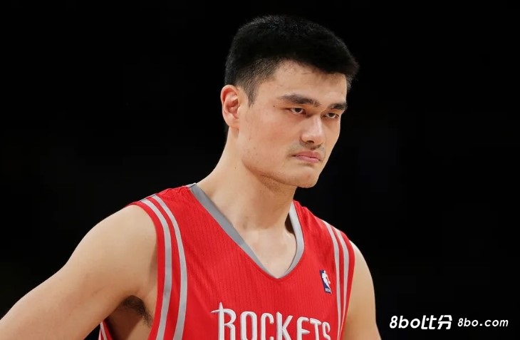 中国球迷也想啊！韦德：希望中国有另一个姚明 这对所有努力打球的中国球员不公平