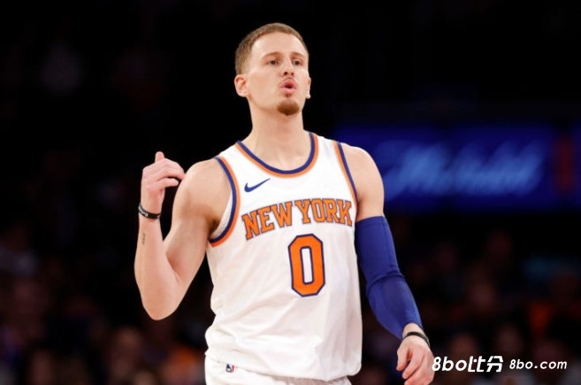 再次得益！迪文岑佐谈蒙蒂怒喷裁判言论：很尊重蒙蒂 我们用胜利躲过一劫