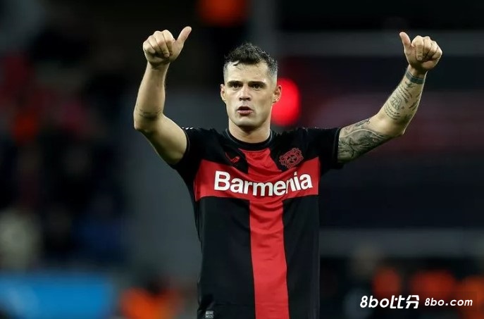 不骄不躁！扎卡：和药厂队友分享我在阿森纳的经历，虽领先10分但争冠未结束