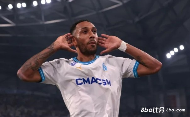 美羊羊依旧闪耀！奥巴梅扬：马赛会继续在欧联杯前进 我的吊射并不是传中