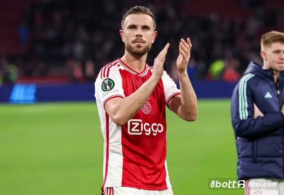 贾府今非昔比！亨德森：我们很容易被击败这令人失望，面对强队10人应战非常困难