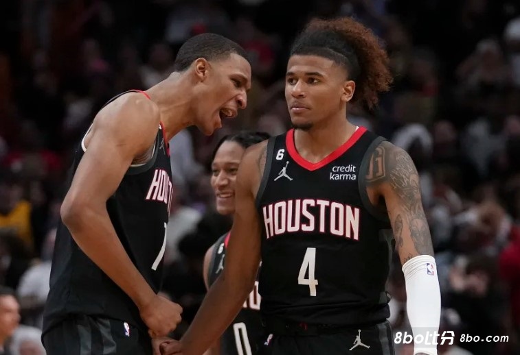 豪取10连胜! 杰伦