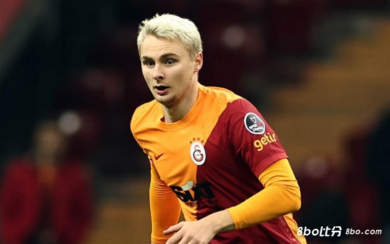 并不贵！那不勒斯有意加拉塔萨雷后卫尼尔森，预计转会费1500万欧元