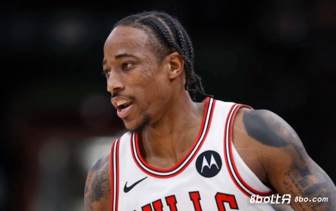 罕见出现7次失误！德罗赞：我会为此负责，我们把简单的事情搞复杂了