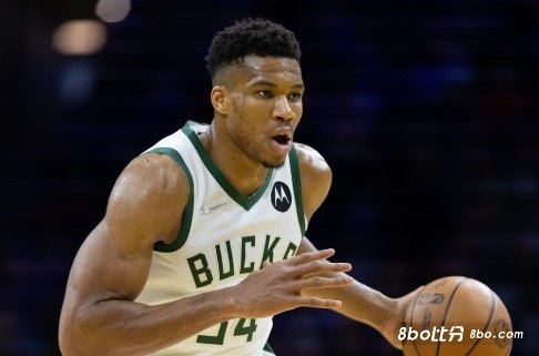 要变阵吗？帕金斯：字母哥是时候做出牺牲了,他需要出任五号位