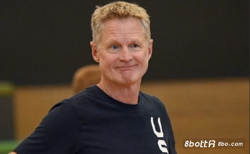 科尔:这是我首次感觉到勇士真需要些改变,但我不知道怎么变