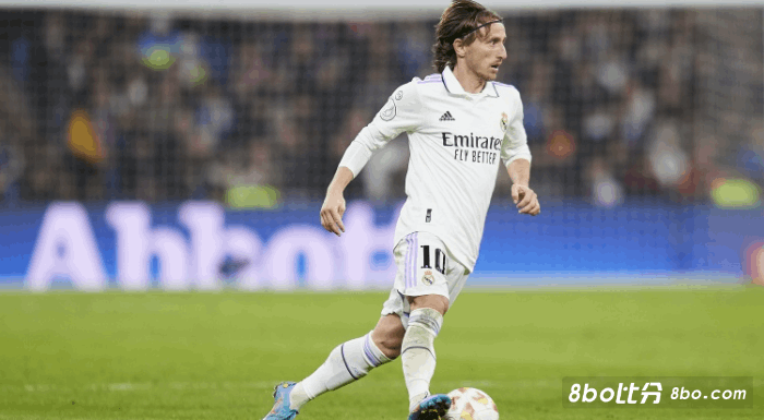 马卡：莫德里奇希望下赛季留在皇马，但目前还没有他续约的消息