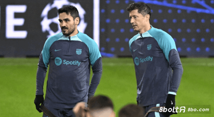 莱万:我本赛季到现在只有16个联赛进球,这太少了