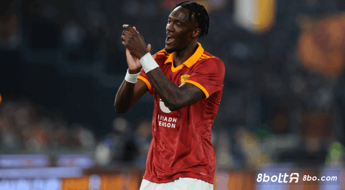 罗体：亚伯拉罕错失空门良机后遭球迷辱骂，甚至包括种族歧视言论