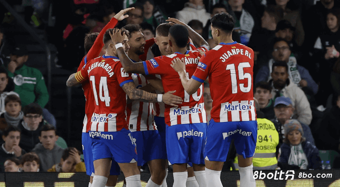 单赛季联赛对阵巴萨两回合皆打进4球，赫罗纳是西甲历史第6队