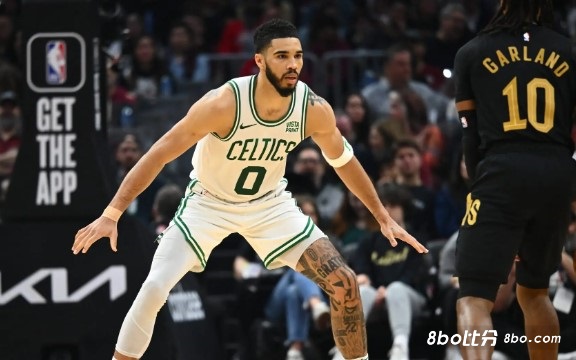 霍勒迪：塔图姆不仅仅是一个得分手，他正扮演组织者的角色