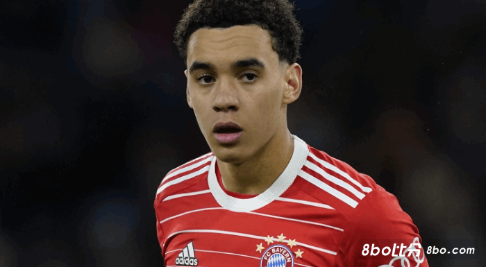 德媒：萨内、穆西亚拉近期一直吃止痛药和打针出战，周末可能轮休