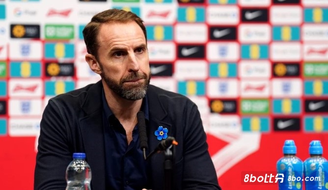 今年打破南门？索斯盖特：凯恩知道没夺冠外界会怎么说，但他的渴望从未动摇