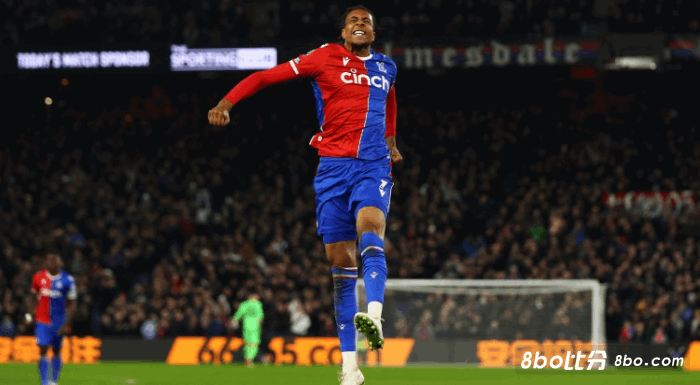 罗马诺：切尔西和曼联在竞争签下水晶宫右边锋奥利斯