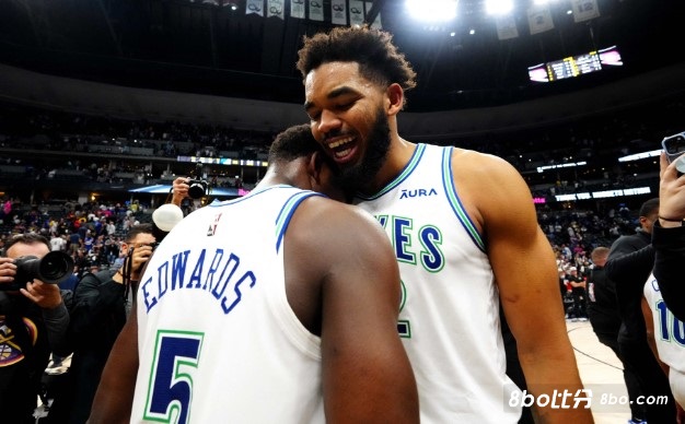 爱德华兹：唐斯超级自信，不管之前表现如何他从不担心自己的投篮