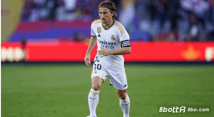 罗马诺：莫德里奇希望留在皇马，欧冠决赛后双方会面讨论续约