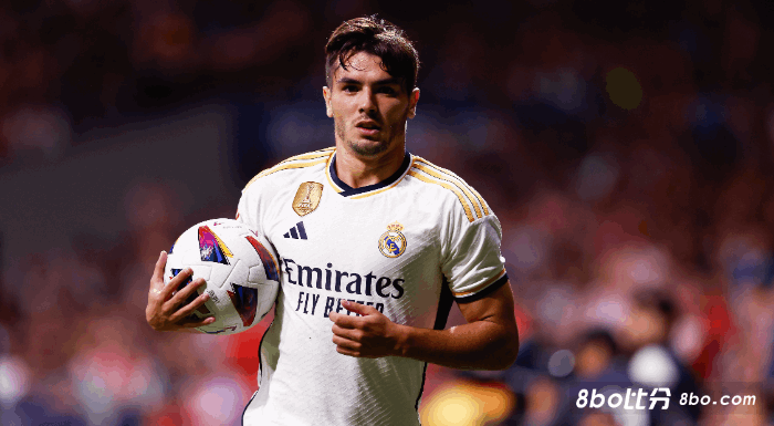 迪亚斯：皇马遇到过困难但我们总是能赢，成为欧冠冠军不可思议