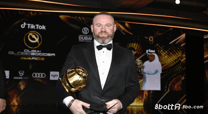 鲁尼：英格兰的英格有脱有多防线有些脱节，这表明了马奎尔缺席有多大损失