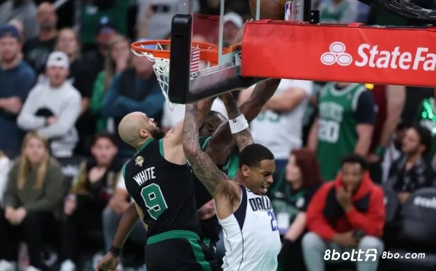 怀特： 我从来不怕被隔扣，从波波那里学到的东西让我终生受益