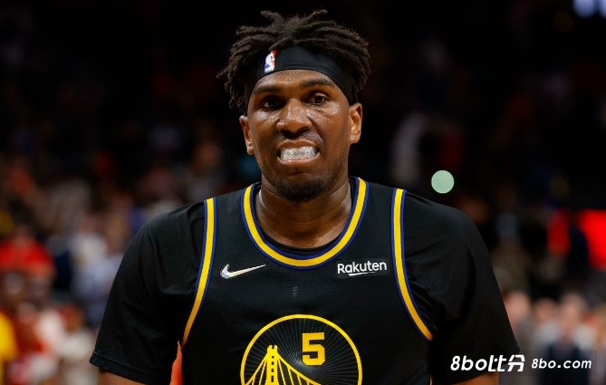 追梦：卢尼新秀年没在更衣室说话，但看到我&科尔吵架突然就笑拉了