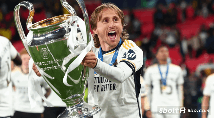 科贝：若纳乔今夏离队，下赛季莫德里奇将成为皇马第一队长